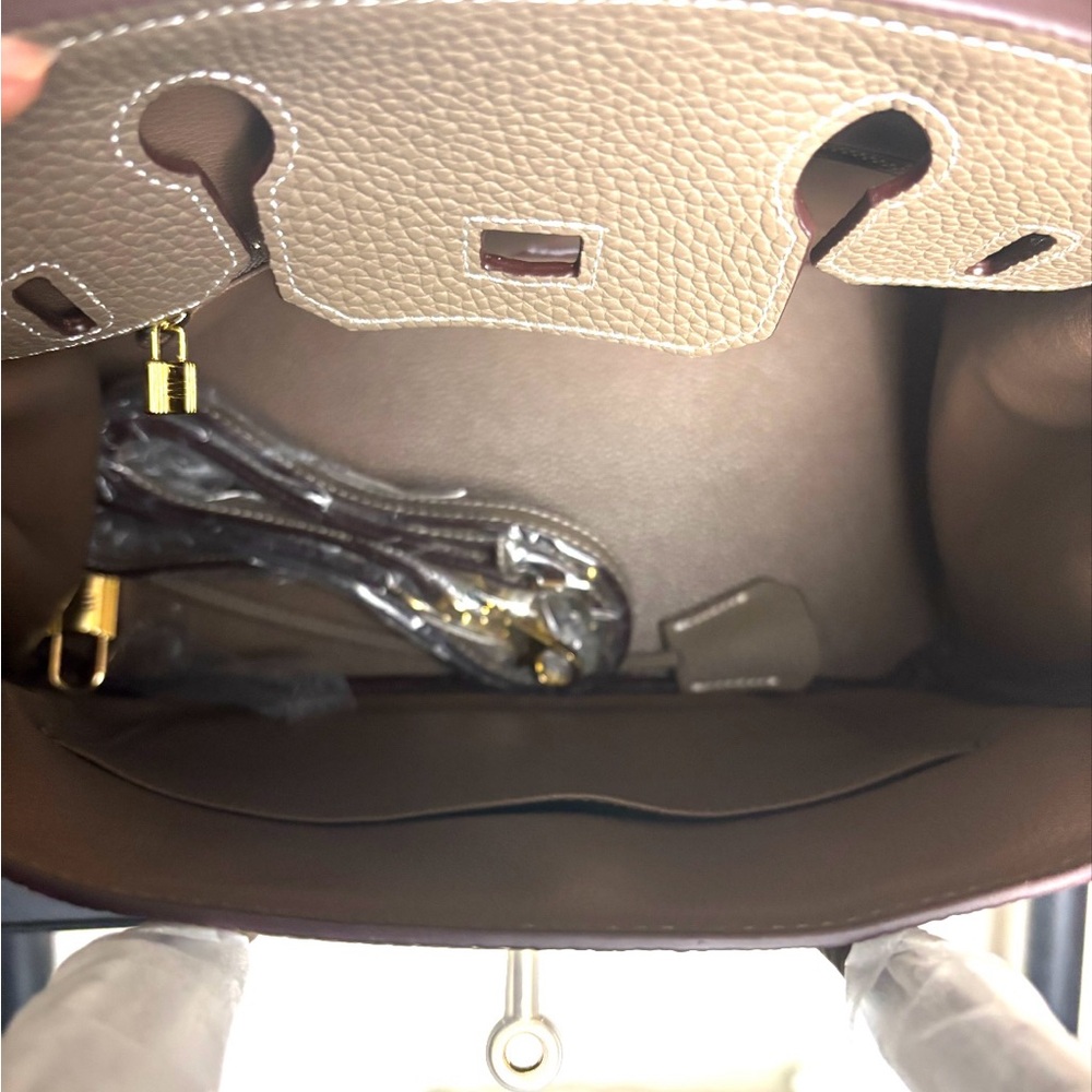 Genuine leather Taupe wirkin - Picture 3 of 3